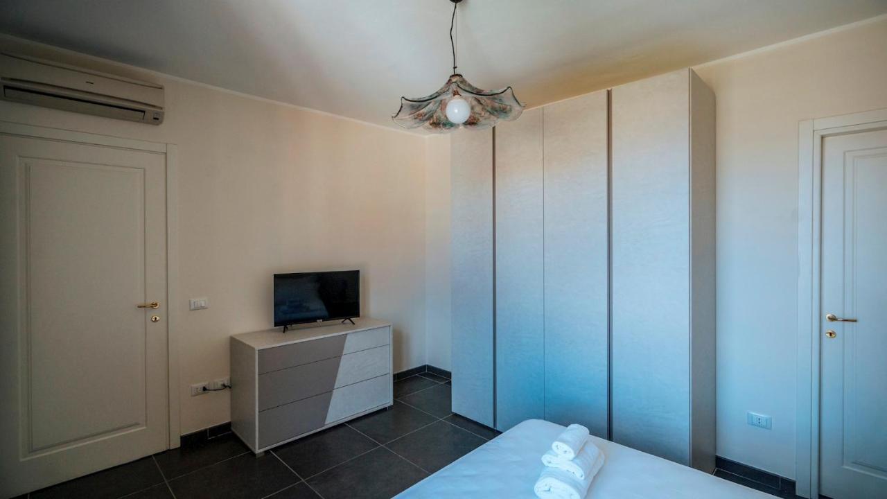 Ferienwohnung Dei Mille 31 B Albenga Exterior foto