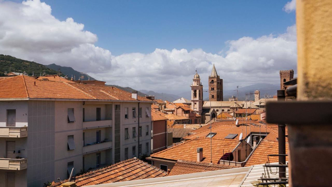 Ferienwohnung Dei Mille 31 B Albenga Exterior foto